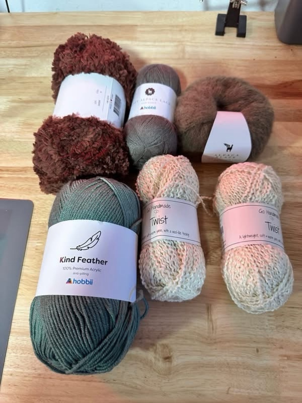 Lot of 6 Hobbii Yarn Skeins - Neutrals and Greens